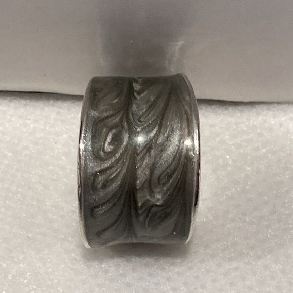 NWOT - Silver Statement Ring Smokey Gray Enamel Swirl Design - Size 8 - Picture 6 of 11